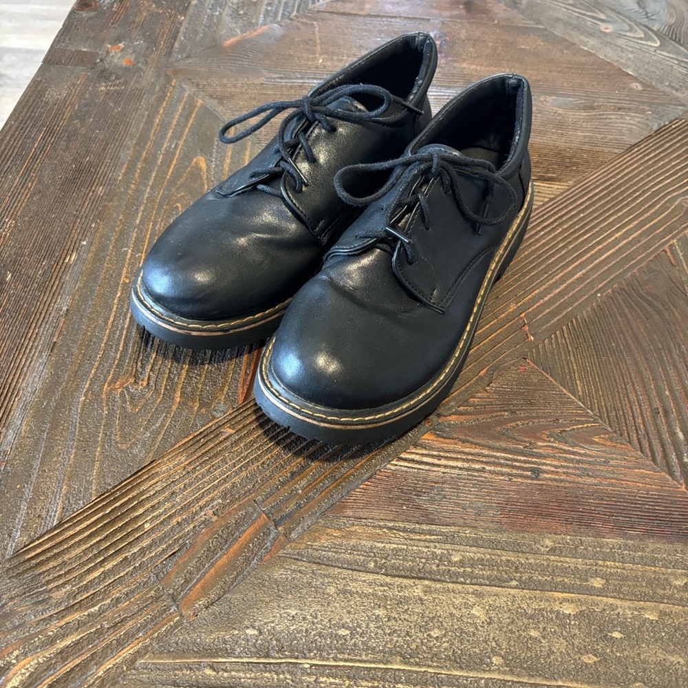 Classic Black Leather Shoes